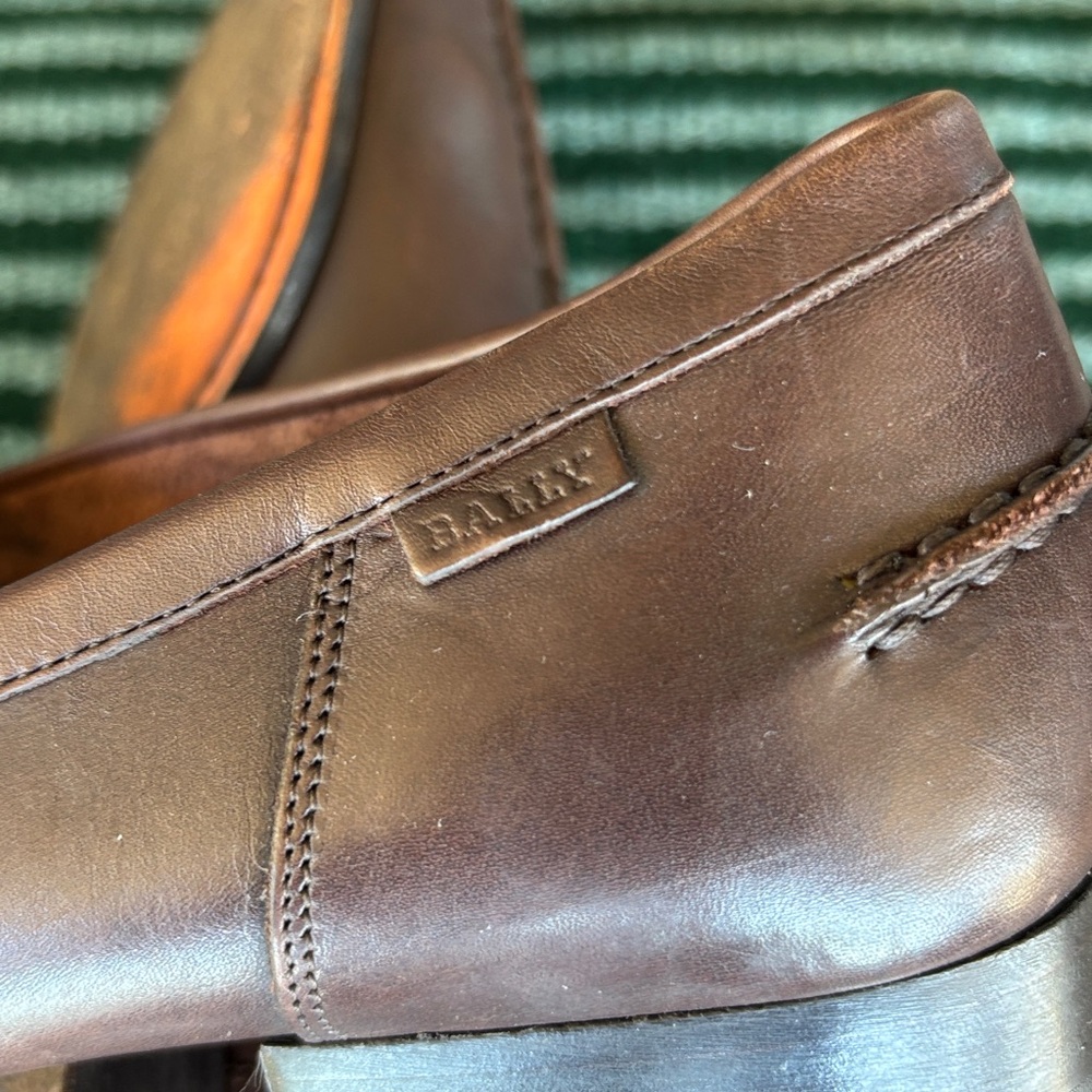 Bally Womens Chocolate Leather Loafers 39.5